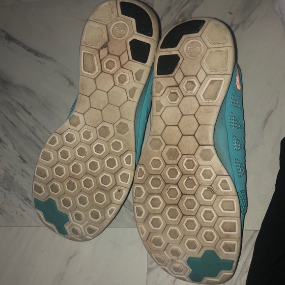 NIKE FREE RUN - Picture 2 of 4